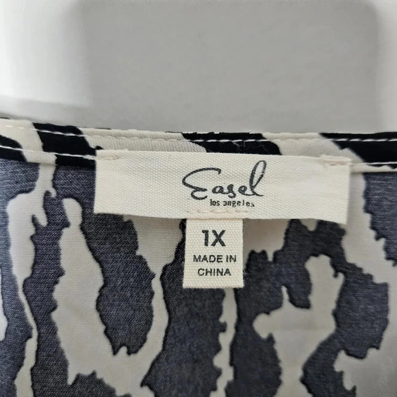 New! Easel Animal Printed Leopard Top 1X - Picture 11 of 13